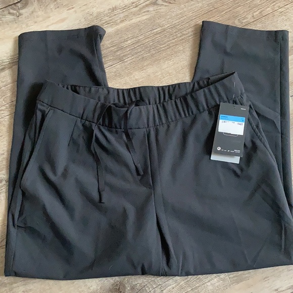 Nike Athletic Pants NEVER WORN - Picture 6 of 6